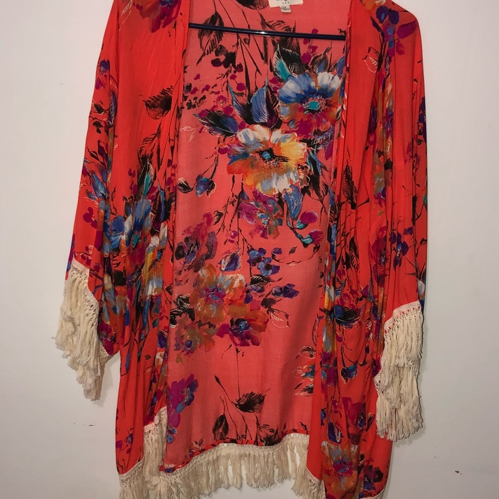 Beautiful Floral Fringed Kimono